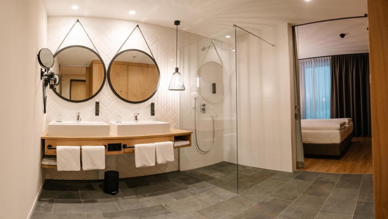 Loom Hotel & Skybar Eislingen Luaran gambar